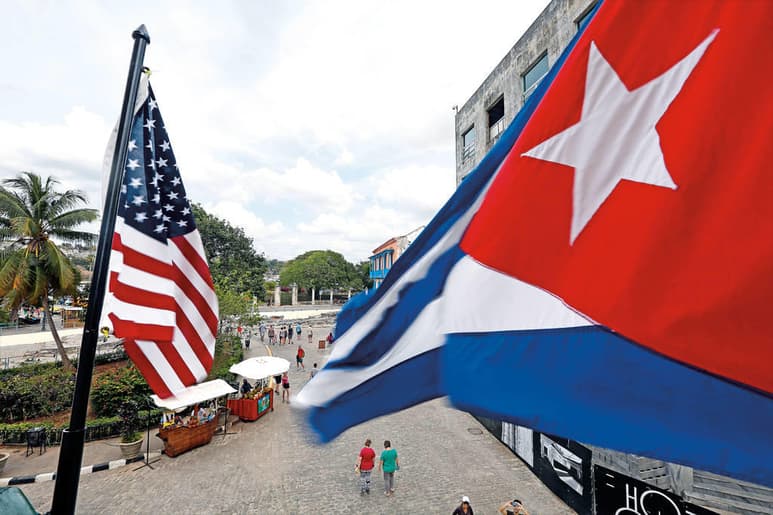 Las autoridades estadounidenses anunciaron este viernes la imposición de sanciones de la ley Magnitsky contra el Ministerio del Interior de Cuba y contra su titular, el general Lázaro Alberto Álvarez Casas, por 'su conexión con graves abusos de derechos humanos', pocos días después de que Washington incluyera de nuevo al régimen cubano en la lista de Estados patrocinadores del terrorismo. (ESPECIAL) 
