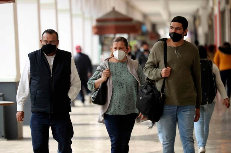 Han transcurrido más de diez meses y las autoridades federales y estatales no han coincidido en las cifras oficiales de COVID-19 lo que genera confusión entre la ciudadanía.
(ARCHIVO)