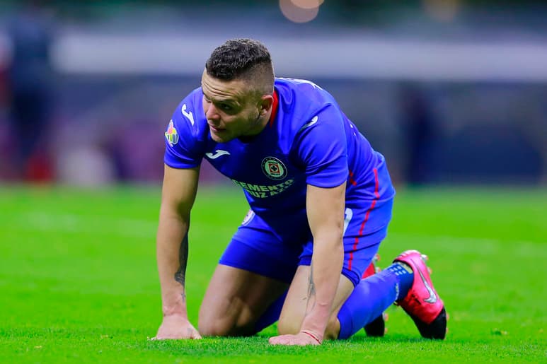  El uruguayo Christian Tabó le dio este sábado al Puebla una victoria por 1-0 sobre el Cruz Azul en partido de la segunda jornada del torneo Clausura 2021 del fútbol mexicano. (AGENCIAS)