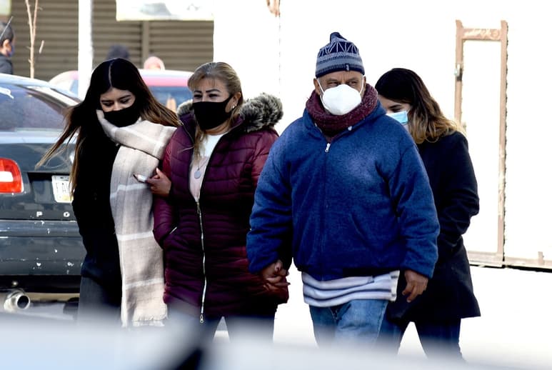 Autoridades llaman a la población a abrigarse adecuadamente para prevenir enfermedades. (EL SIGLO DE TORREÓN) 