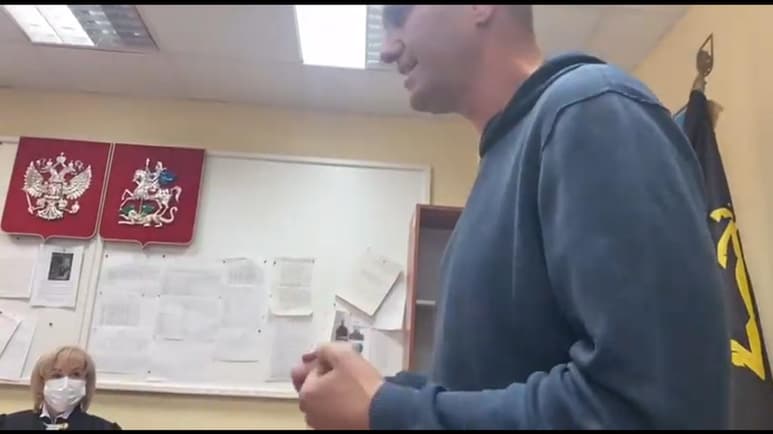 El líder opositor ruso, Alexéi Navalni, recibió hoy 30 días de prisión preventiva durante una vista judicial celebrada en las dependencias de la policía en las afueras de Moscú donde se encuentra desde que fue detenido anoche a su regreso de Alemania. (ARCHIVO)
