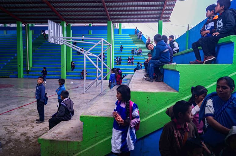 El regreso a clases en los municipios del estado es escalonado, tal y como decretaron las autoridades cuando la región se encontraba en semáforo verde.