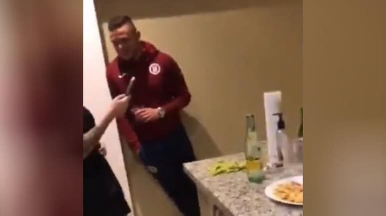 Tras el video que se viralizó en redes sociales donde aparece Jonathan Rodríguez en una fiesta en plena pandemia, Álvaro Dávila, presidente de Cruz Azul, confirmó que analizan la sanción que se le impondrá al uruguayo. (ESPECIAL)