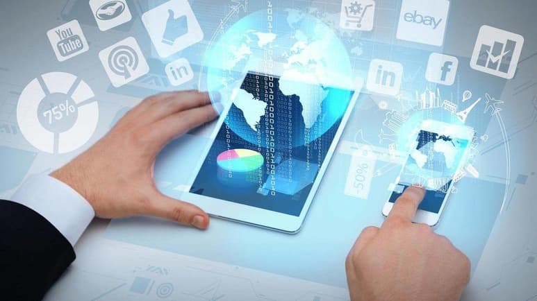Debido a la pandemia de COVID-19 millones de empresas de todos los tamaños en el mundo se vieron obligadas a invertir en su digitalización para poder mantener sus operaciones. Especialistas señalan que la transformación digital tuvo un salto como nunca antes debido a la crisis sanitaria. Pero ahora que se ha hecho la inversión y se ha aprendido a trabajar de una manera diferente ¿qué sigue? (ESPECIAL)