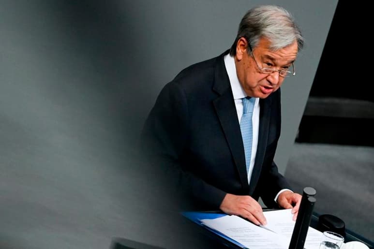 El secretario general de la ONU, António Guterres, celebró este miércoles la decisión del nuevo presidente de Estados Unidos, Joe Biden, de regresar al Acuerdo de París y confió en que Washington muestre 'liderazgo' en materia de lucha contra el cambio climático. (AGENCIAS / EFE)