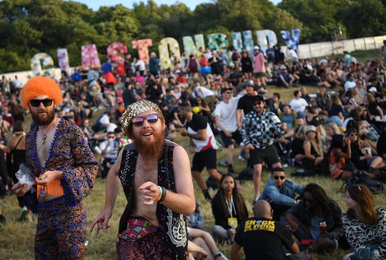 El icónico festival británico de música de Glastonbury se suspenderá por segundo año consecutivo a causa de la pandemia del coronavirus, anunciaron este jueves sus organizadores, Michael y Emily Eavis. (ARCHIVO)