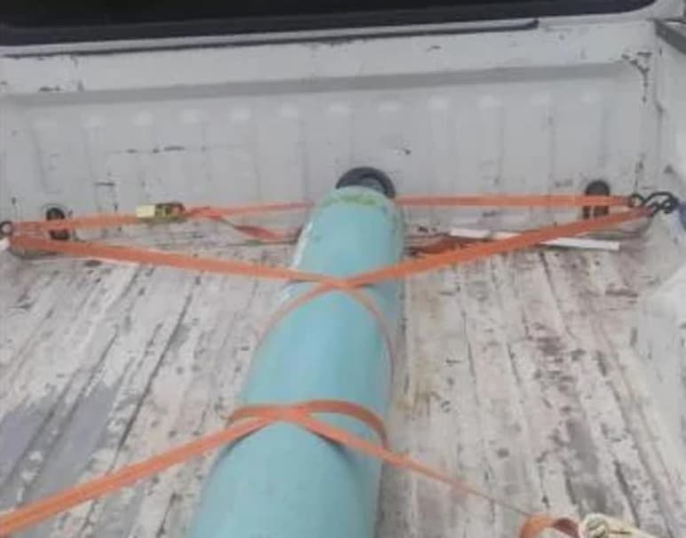 Jessica Lara y su prometido se tardaron 21 horas en encontrar un tanque para almacenar oxígeno, pues la madre de él está enferma de coronavirus. (ESPECIAL)