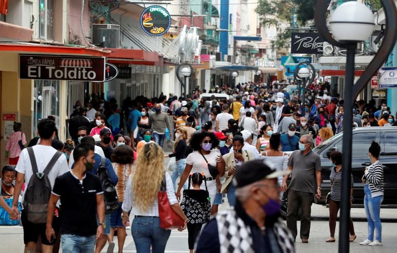 La variante sudafricana del nuevo coronavirus llegó a Cuba. (ARCHIVO)
