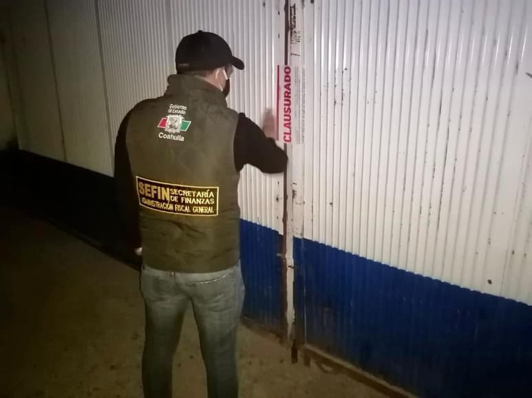 En el Operativo Cero Tolerancia participan inspectores del Gobierno del Estado de Coahuila y del Ayuntamiento de Torreón. (CORTESÍA)
