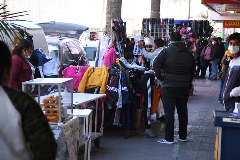 Se realiza una revisión de los padrones, pues han detectado nuevos vendedores en algunos puntos mientras que en otros han bajado. (ARCHIVO)