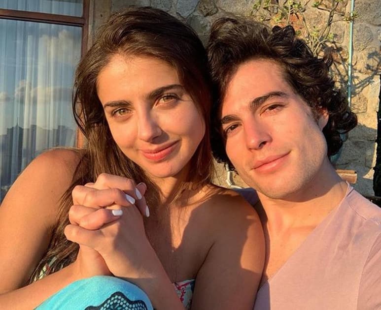 Tras un año de relación, los actores Danilo Carrera y Michelle Renaud anunciaron su ruptura a través de un tierno post en redes sociales. (Especial)