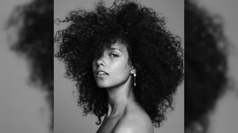 La intérprete ha sido una de las más férreas impulsoras del movimiento #NoMakeUp; ha sostenido que la sociedad ha impuesto a las mujeres siempre lucir bien y perfectas. (ESPECIAL)