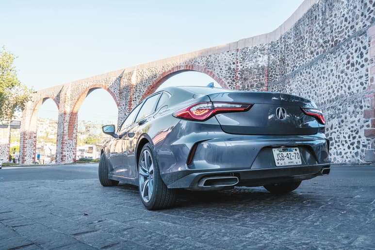 En cuanto a mecánica, la versión que, por el momento, llegó a México echa mano de un motor de 2.0 litros turbocargado. (EFE)