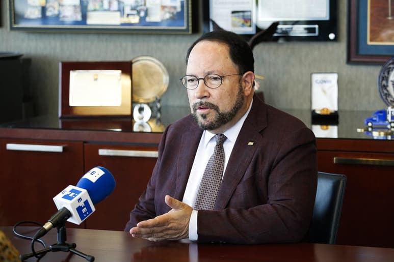 El Consejo de Administración de la empresa de alimentación hispana Goya Foods decidió silenciar a su presidente ejecutivo, Robert Unanue, después de que este defendiera en unas declaraciones al canal de televisión Fox la teoría conspirativa del expresidente Donald Trump de que las elecciones presidenciales fueron amañadas, informaron varios medios locales. (ARCHIVO)