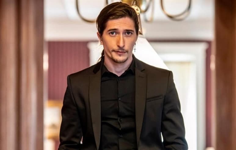 Personaje. En la telenovela, Federico da vida a 'Gastón', quien le hace la vida imposible a 'Pedro' (Gabriel Soto). (INSTAGRAM) 