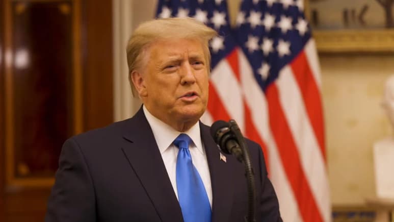 En medio del juicio político en el Congreso contra el expresidente Donald Trump por su papel en el asalto al Capitolio el 6 de enero, que motivó incluso la condena de algunos republicanos, algunas figuras de este partido acuden ahora a su casa de Florida para pedirle su apoyo para las elecciones de medio término en 2022. (ARCHIVO)