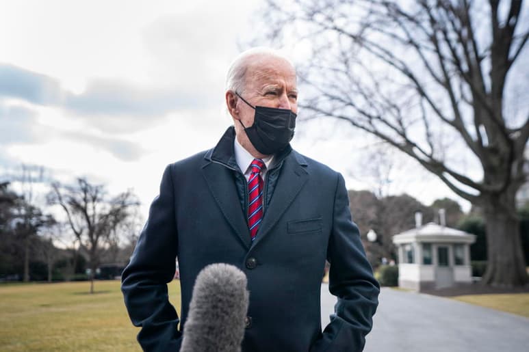 El presidente estadounidense, Joe Biden, nombró este viernes a un nuevo enviado especial para Irán, Robert Malley, quien fue el negociador principal del acuerdo nuclear con ese país, del que EUA se retiró en 2018 por orden del expresidente Donald Trump. (EFE)