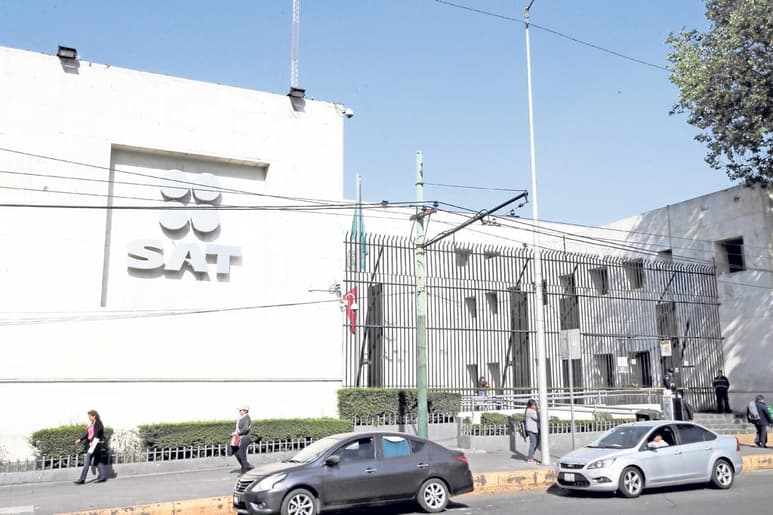 El SAT está haciendo estos trabajos de mantenimiento y actualización con el fin de ofrecer un mejor servicio anticipándose a la temporada de declaraciones anuales.