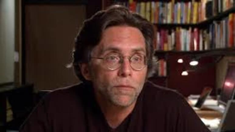 Keith Raniere, líder de la secta sexual NXIVM, tiene COVID-19, informó el martes el portal Frank Report, donde Frank Parlato, expublicista del grupo, da seguimiento al caso. (Especial) 
