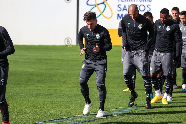 A pesar de ir como líderes del Guardianes 2021, el enfrentar al sotanero del torneo, el Atlas, el duelo será complicado, de acuerdo a la expresado por el mediocampista albiverde Fernando Gorriarán. (ESPECIAL)