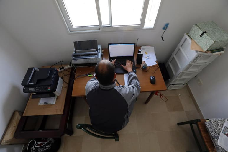 Hacer home office es una de las decisiones que prevalecerán en las empresas, aseguran expertos. (AGENCIAS)