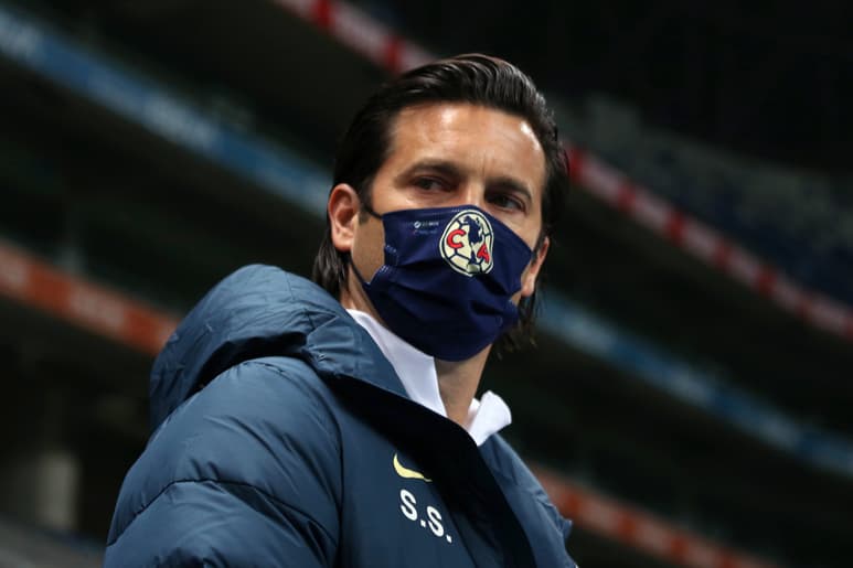 El estratega americanista dejó de lado la rivalidad por un momento y dejó claro que los felinos son los representantes del país. (JAM MEDIA)