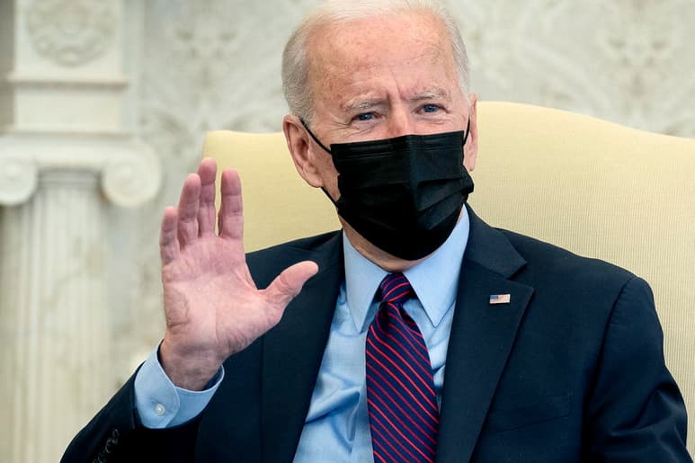 El plan de estímulo de 1.9 billones de dólares que impulsa el presidente de EUA, Joe Biden, para combatir la crisis de la COVID-19 avanzó este viernes en el Congreso, pero sin el apoyo bipartidista que esperaba el gobernante. (EFE) 
