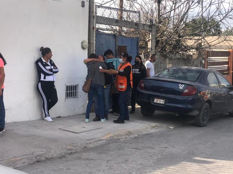 Un joven fue localizado sin vida al interior del baño de su hogar.
