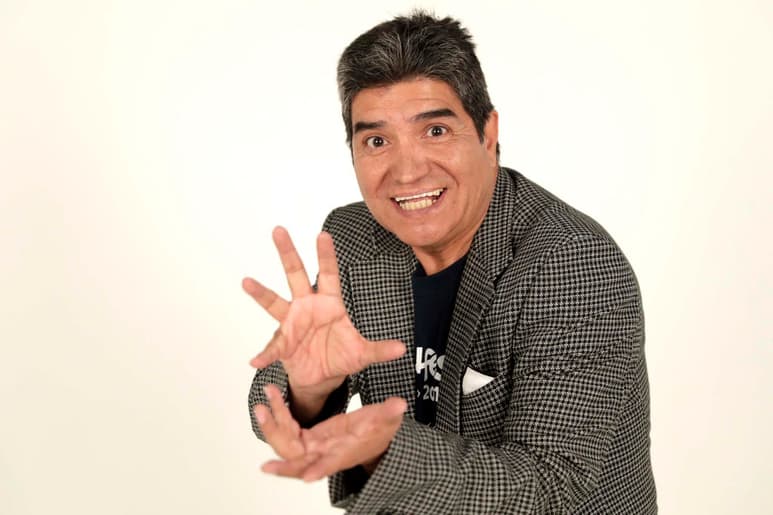 La voz de Silva se puede escuchar además en el segundo opening de 'Digimon 2', 'Impacto Rojo'. El actor también trabajo interpretando los intros de caricaturas como 'Chip y Dale al rescate', 'Patoaventuras' y 'Las tortugas ninja'.