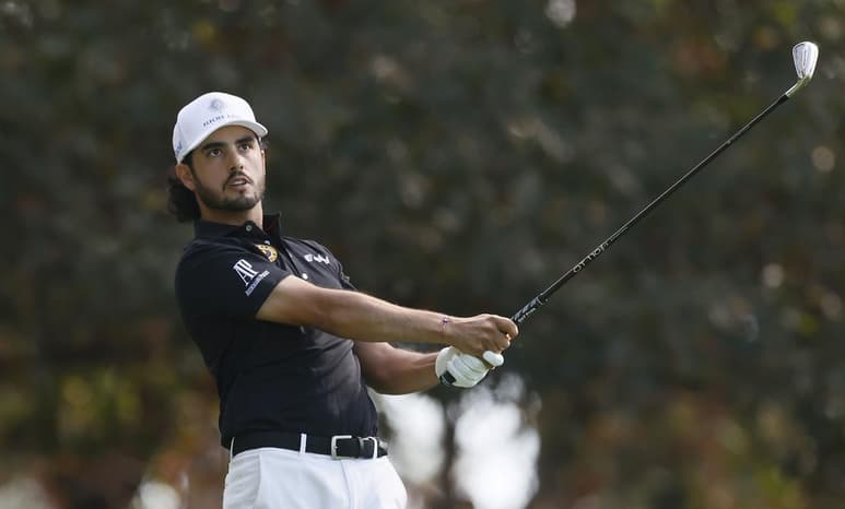 Poco pudo hacer Ancer a lo largo del torneo frente al Mar Rojo. (EFE)