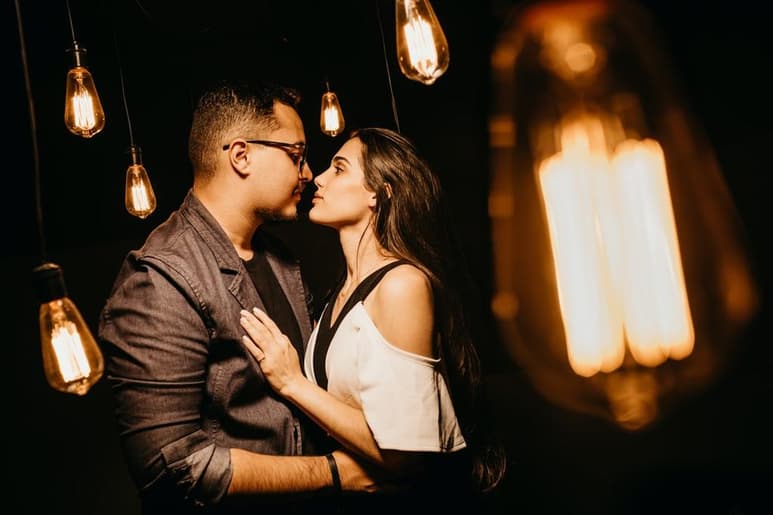 El Día de los Enamorados está a la vuelta de la esquina, siendo una fecha ideal para decir: me importas. En tiempos de Covid, procurar a esa bonita amistad o relación de pareja no es impedimento para dar los mejores regalos. (Especial)