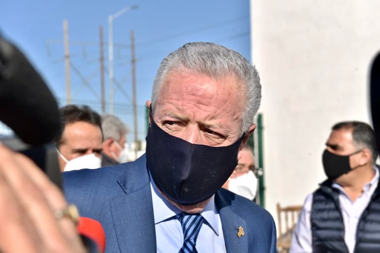 Jorge Zermeño indicó que solicitará licencia como alcalde de Torreón a finales de este mes y aún no revela quién lo reemplazará.
