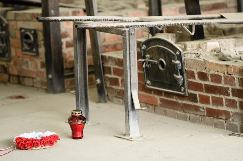 La fiscalía alemana ha acusado a un hombre de 100 años de complicidad en 3,518 asesinatos cuando era presuntamente guardia SS en el campo de concentración nazi de Sachsenhausen, en las afueras de Berlín, durante la Segunda Guerra Mundial, dijeron las autoridades el martes. (ARCHIVO)