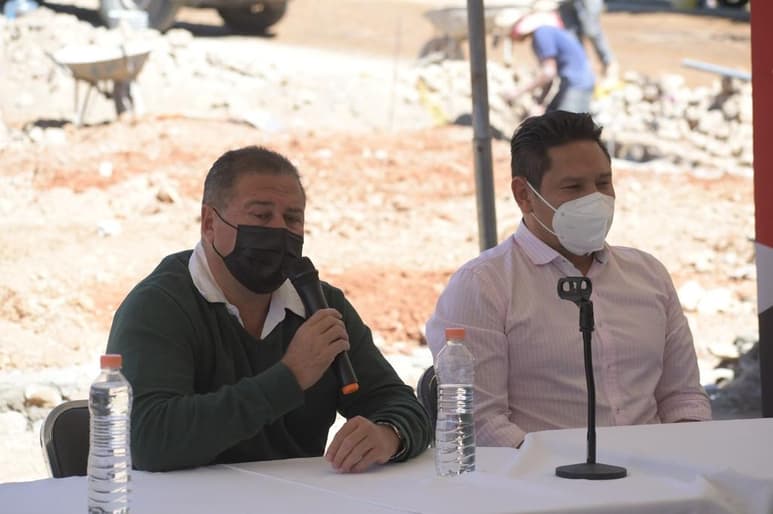 Atractivo cartel de boxeo se podrá disfrutar el próximo viernes 26 de febrero en el Lienzo Charro de Talpa de Allende, Jalisco, cuyo turno estelar será protagonizado por el dos veces campeón del mundo Francisco “Chihuas” Rodríguez. (EL SIGLO DE TORREÓN)