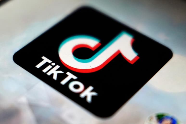 El gobierno del presidente Joe Biden ha dado marcha atrás a los intentos del exmandatario Donald Trump de prohibir la popular app de videos TikTok, y solicitó el miércoles a la corte que aplace la disputa legal en torno a la medida mientras el gobierno inicia una revisión de las amenazas de seguridad nacional que representan las compañías de tecnología chinas. (AP)