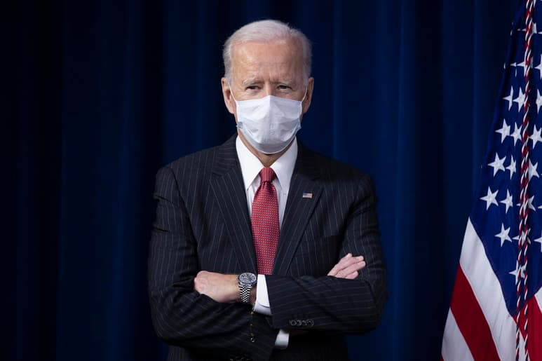 El presidente Joe Biden espera que el lanzamiento de un proyecto de construcción de caminos y puentes ayude a unir a republicanos y demócratas en una época de hondas divisiones partidistas. (ARCHIVO)