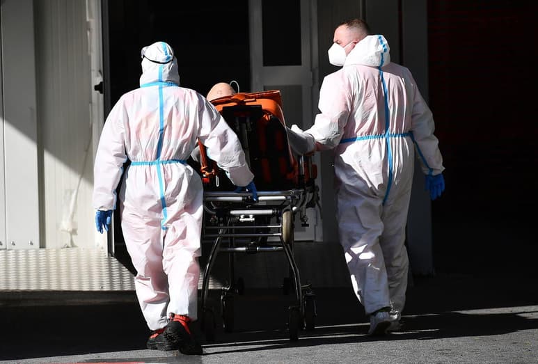 Italia ha registrado 13,908 nuevos contagios y 316 fallecidos por coronavirus en las últimas veinticuatro horas, según ha informado hoy el Ministerio de Sanidad, mientras que el número de vacunas suministradas asciende a 2,868,505 dosis. (ARCHIVO)