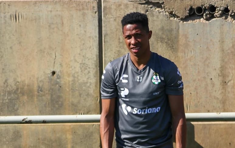Andrés Ibargüen, fue el último refuerzo de Santos Laguna para el torneo Guard1anes 2021 luego de hacerse efectiva su transferencia y salida del Club América. (ESPECIAL)