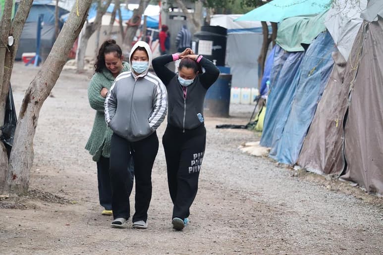 Los miles de migrantes que se encuentran varados en Matamoros, Tamaulipas, que forman parte del Protocolo de Protección al Migrante (MPP por sus siglas en inglés), tendrán prioridad para que la autoridad estadounidense revise sus casos y determine si son sujetos de otorgamiento de asilo en la Unión Americana o no. (EFE)