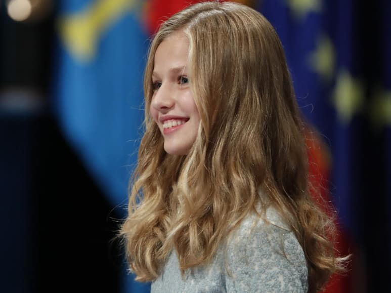 La Casa Real española, mediante un comunicado, dio a conocer que la princesa Leonor, de 15 años, será ingresada en un internado donde estudiará dos años. Se trata del UWC Atlantic College de Gales, ubicado en Reino Unido, y se planea que comience a finales de agosto y primeros días de septiembre. (Especial)