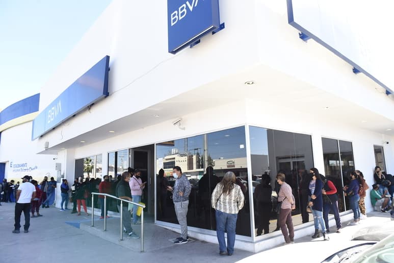 La decisión la tomó este lunes el Comité de Regulación de Liquidez Bancaria, formado por la Secretaría de Hacienda, el Banco de México y la Comisión Nacional Bancaria y de Valores. (EL SIGLO DE TORREÓN)