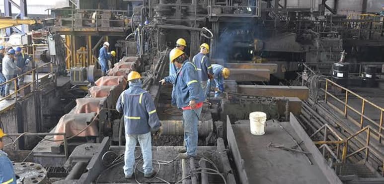 El frente frío afectó al sector industrial.