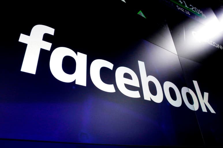 El gobierno de Australia cuestionó este jueves la 'credibilidad' de Facebook después de que la multinacional estadounidense prohibirá a los editores y al resto de usuarios en el país oceánico compartir noticias elaboradas por medios de comunicación en su plataforma. (AP)