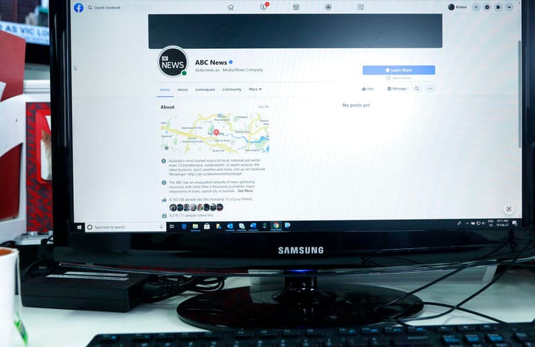 La multinacional estadounidense Facebook anunció este miércoles que prohibirá a los editores y al resto de usuarios en Australia compartir noticias elaboradas por medios de comunicación en su plataforma, como respuesta a una polémica propuesta de ley que está impulsando el Gobierno de ese país.
(ESPECIAL)