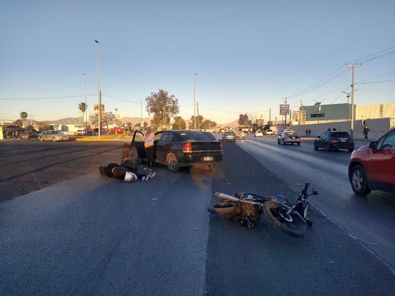 El bulevar Ejército Mexicano fue el escenario del aparatoso incidente registrado ayer miércoles. (EL SIGLO DE TORREÓN)