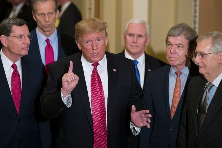 Trump entabló decenas de demandas en diversos estados. (ARCHIVO)