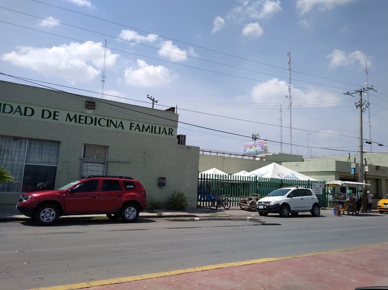Las Unidades de Medicina Familiar del IMSS cuentan con un área para pacientes con sospecha. (ARCHIVO)