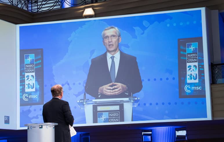 El secretario general de la OTAN, Jens Stoltenberg, instó este viernes a que Europa y Estados Unidos defiendan el orden internacional basado en normas frente a 'potencias autoritarias' como China y Rusia. (EFE)