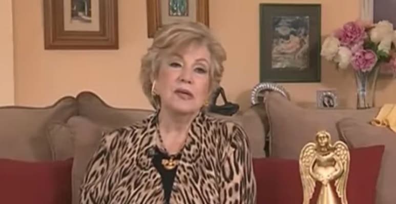 La periodista Maxine Woodside reveló que presentó reacciones secundarias luego de recibir su primera dosis de la vacuna contra el COVID-19. (ESPECIAL)