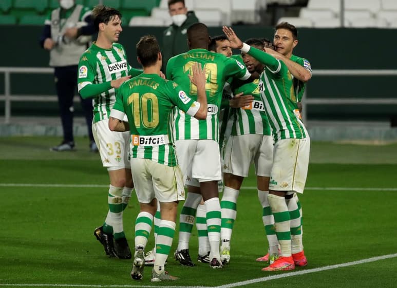 Con Andrés Guardado como titular, Betis se impuso 1-0 al Getafe, y de momento se colocó en el sexto lugar en la Liga de España. (EFE)